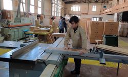 Çevre illerin okul mobilyası Sakarya’dan
