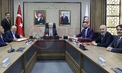 Erenler ve Akyazı’ya yeni okullar için protokol imzalandı