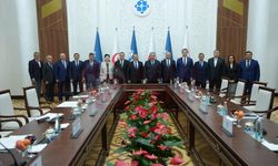 Özbekistan’da siyasi ve kültürel buluşmalar