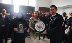 SAMEK yıl sonu sergileri Kocaali'de sürüyor