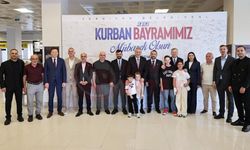 Serdivan’da bayramlaşma programına yoğun katılım