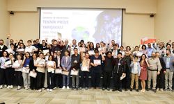 Geleceğin bilim insanları ödüllerine kavuştu