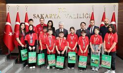 Vali Doğan TÜBİTAK derecesi elde eden öğrencileri ağırladı