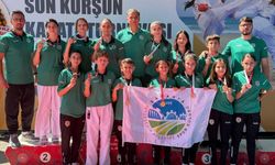 Büyükşehirli sporculardan madalya yağmuru