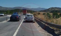 Direksiyon başında baygınlık geçirdi: Refüje çarptı!