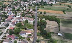 Söğütlü’nün 6 kilometrelik hattında doğalgaz, içme suyu ve güçlü ulaşım ağı