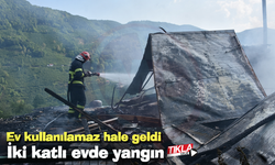 Yangında iki katlı ev kullanılamaz hale geldi