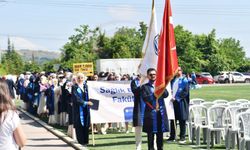 SAÜ’de mezuniyet heyecanı ve gururu coşkuyla başladı