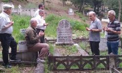 Hattat Saim Özel anıldı