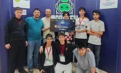 Karasulu öğrencilerden Robotek'te çifte Türkiye derecesi