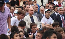 Bilal Erdoğan gençlere seslendi