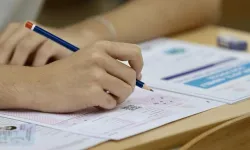 YKS'de ikinci oturum... AYT başladı!