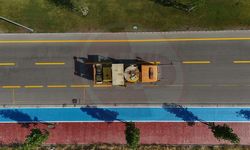 Büyükşehir yol çizgilerini yeniledi