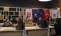 Genç Atölye’de ilk karikatür dersi başladı