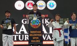 Serdivan’ın karatecileri Gemlik’te de dereceye doymadı