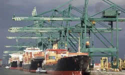 8 ayda dış ticaret açığı büyüdü