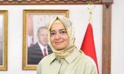 Betül Sayan Kaya istifa etti!