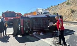 Ticari araç devrildi: 3 yaralı