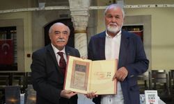 Özbekistan tarihine ışık tutan biyografi: Erken Uyanan Adam