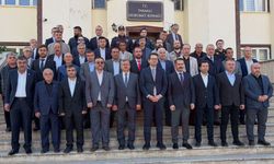 Kaymakam Turgay Tarık muhtarlarla buluştu