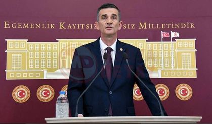 CHP'de şok istifa!