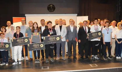 7. Adamat Matematik Olimpiyatları ödül töreni düzenlendi