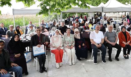Serdivan Belediyesi’nden yaşlılara moral pikniği