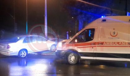 D-650 kara yolunda iki otomobil çarpıştı!