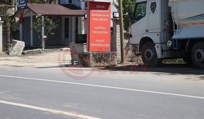 Çöp kamyonu altında kalan kadın hayatını kaybetti