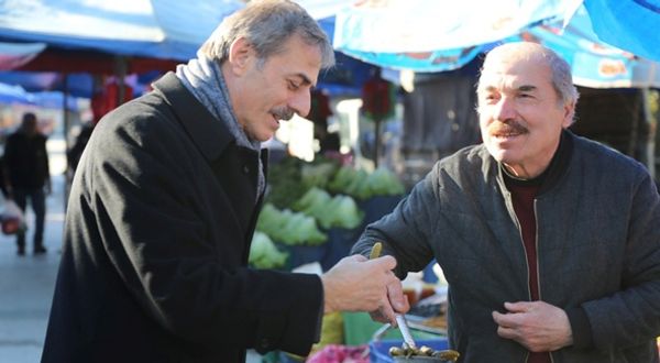 Alemdar ve Erken, pazar esnafını ziyaret etti