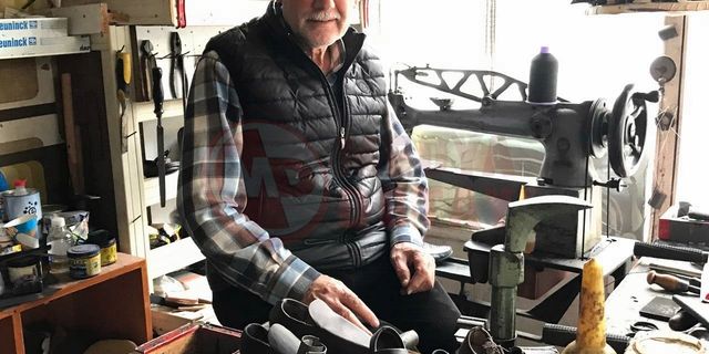 Yok olmaya yüz tutan mesleği yarım asrı geçkin süredir yapıyor
