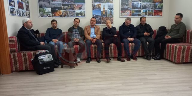 Sakarya Yozgatlılar Derneği'nde  depremzedeler için mevlit okutuldu