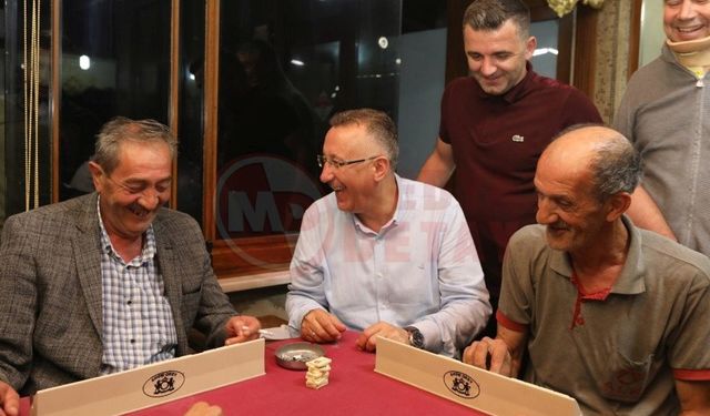 Adapazarı mahallelerinde hizmet sevinci