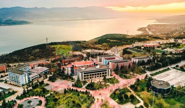 SAÜ Dünya üniversite sıralamalarında yükselişte