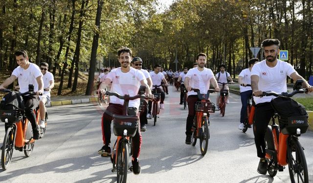 Pedallar cumhuriyetin 100. yılı için çevrildi