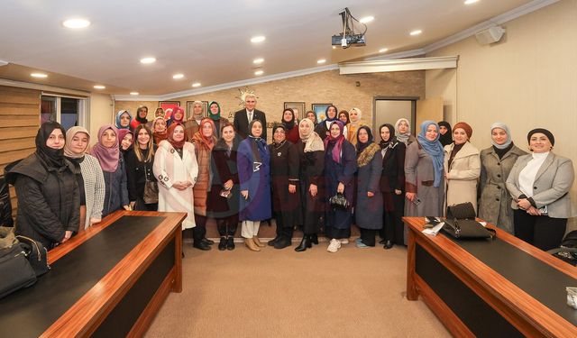 Yüce AK Parti Kadın Kolları Teşkilatı’yla buluştu
