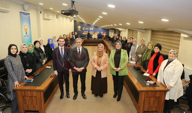 Yusuf Alemdar, AK Kadınların toplantısına katıldı