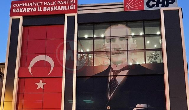 "Şehitlerimizin yasını tutuyor terörü lanetliyoruz"