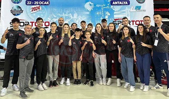 Sakaryalı sporcular Antalya’ya damgasını vurdu