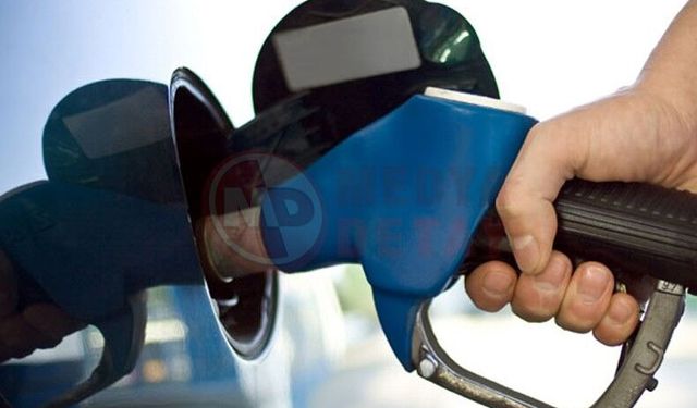 Benzin ve motorinde indirim beklentisi: 10 liranın üzerinde!