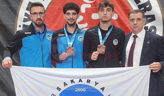 Büyükşehir’in gururları Abdullah ve Yuşa Yaman Ankara’da podyuma çıktı