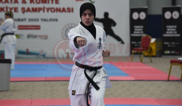 Ayşe Sude Yalova’dan altın madalyayla döndü