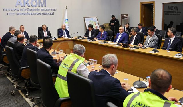 Başkan Alemdar ilçe belediye başkanlarıyla bir araya geldi