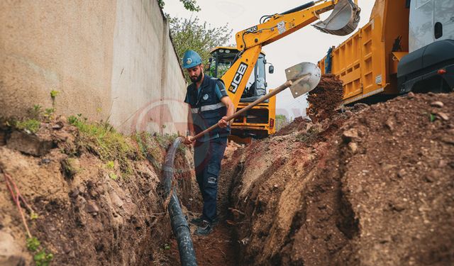 Hendek Uzunçarşı’nın içme suyu altyapısı yenileniyor
