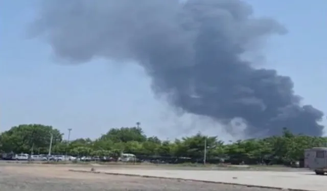 242 yolculu Hindistan uçağı kaza yaptı