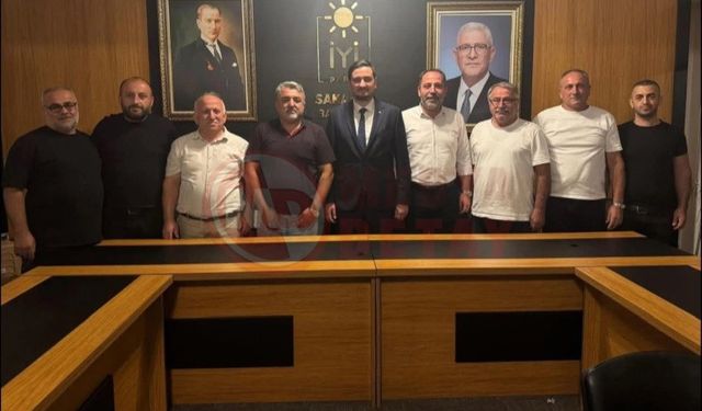 İYİ Parti İl Sakarya Başkanı ve 6 ilçe başkanı istifa etti