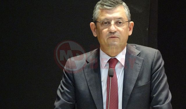 Özgür Özel yeniden genel başkan seçildi