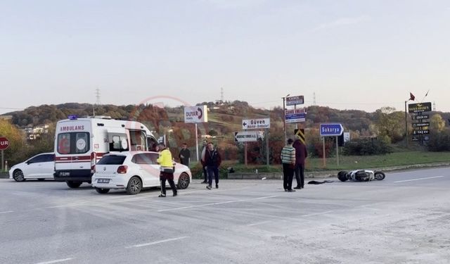 Otomobil ile motosiklet çapıştı: 2 yaralı