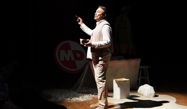 Sait Faik oyunu izleyiciden tam not aldı