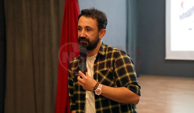 “Sinema, modern insanın en büyük zaferlerinden biri sayılır”